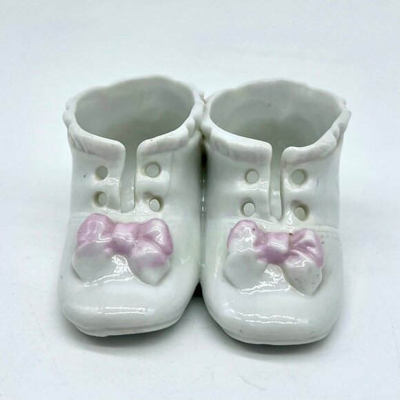 Vintage 70s Porcelain Baby Booties Pink Bow White Nursery Decor - Picture 1 of 8